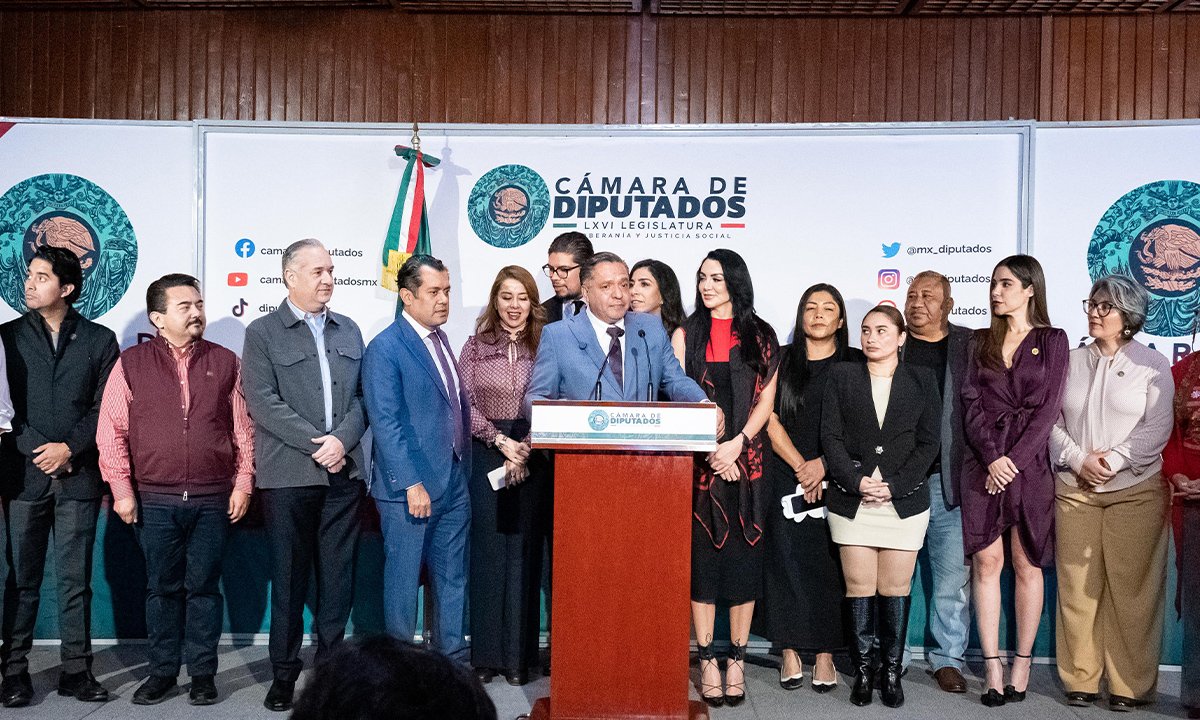 Ricardo Moreno impulsa reforma al FAISMUN en Congreso federal