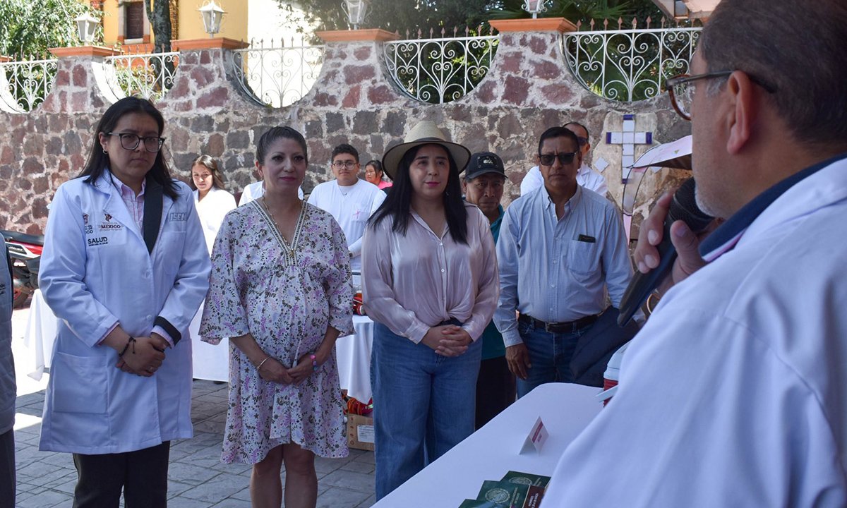 ale-castro-refuerza-acciones-contra-cancer-mama-san-antonio-la-isla