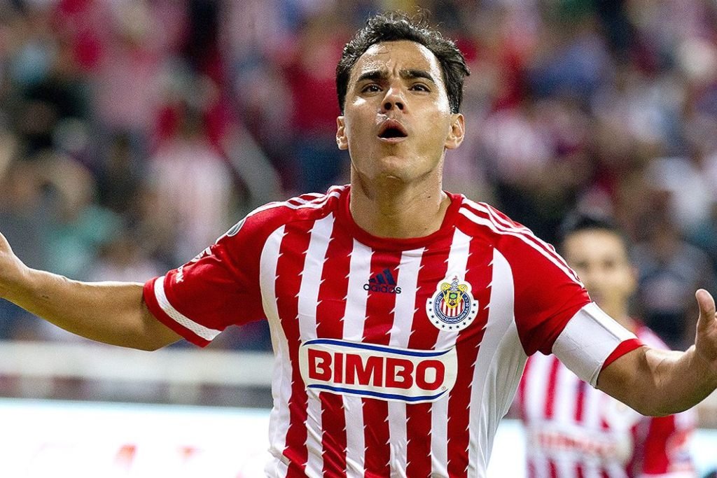 exfutbolista de chivas