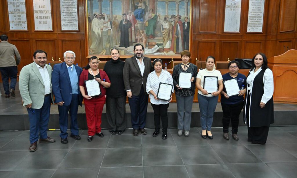 Certificados y testamentos para personal del Congreso Edomex