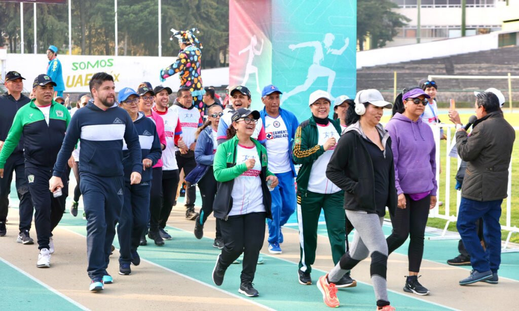 Comunidad verde y oro de la UAEMéx se une en la Carrera 2025