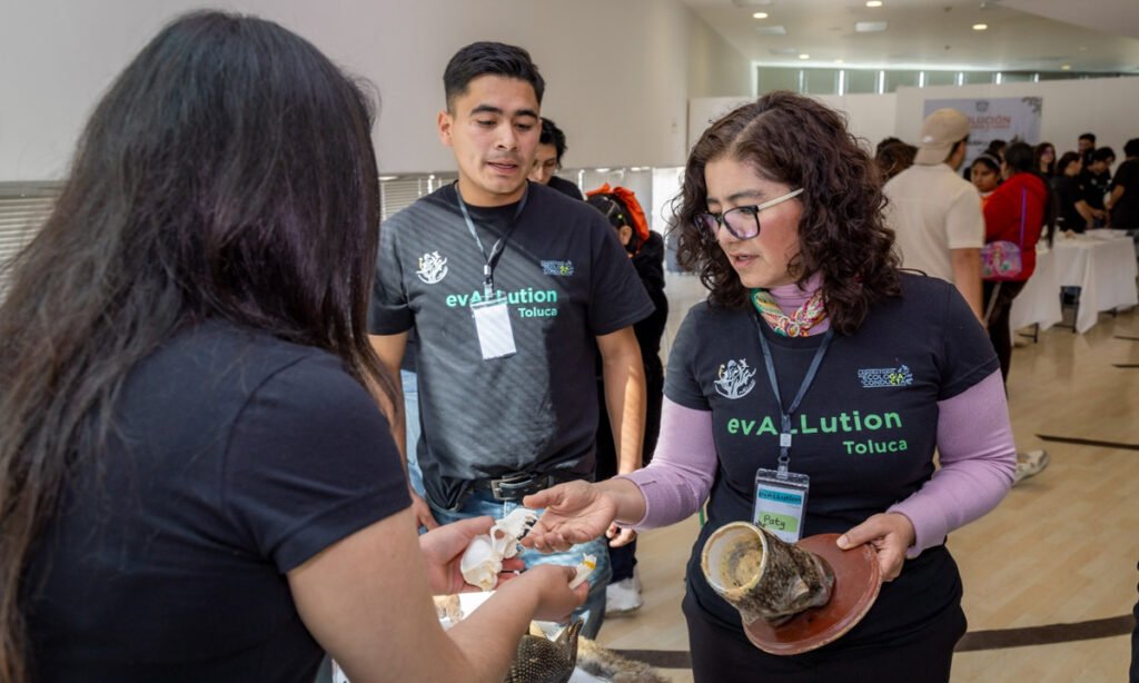 Infancias con discapacidad visual exploran la ciencia junto a UAEMéx