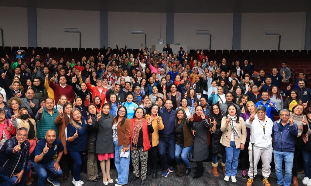 Jenaro Martínez fortalece capacitación jurídica del SMSEM