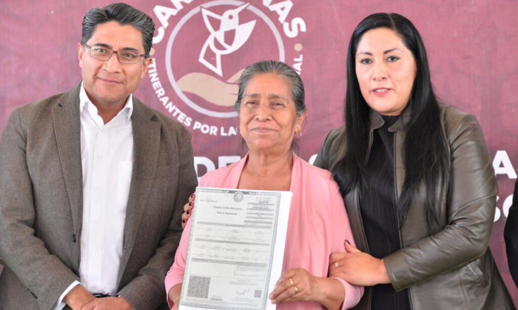 Martha Camacho lleva a Texcalyacac las Caravanas por la Justicia