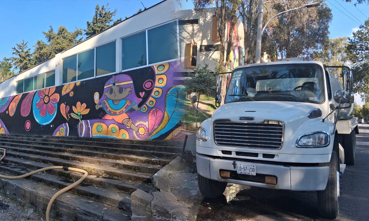 Toluca atiende emergencia de agua en Ciudad Universitaria