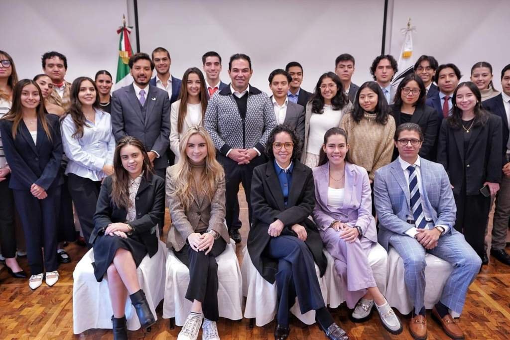 ENRIQUE VARGAS DEL VILLAR