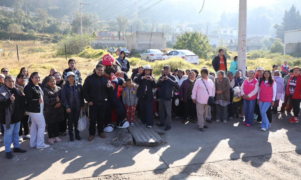 Lerma apoya a familias de San Miguel Ameyalco a través del DIF