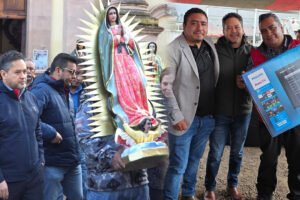 Omar Sánchez reconoce a Servicios Públicos de Calimaya en honor a la Virgen