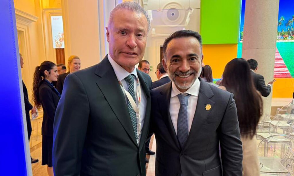 Alcalde de Metepec triunfa en Madrid con el Premio Excelencias Turísticas 2025