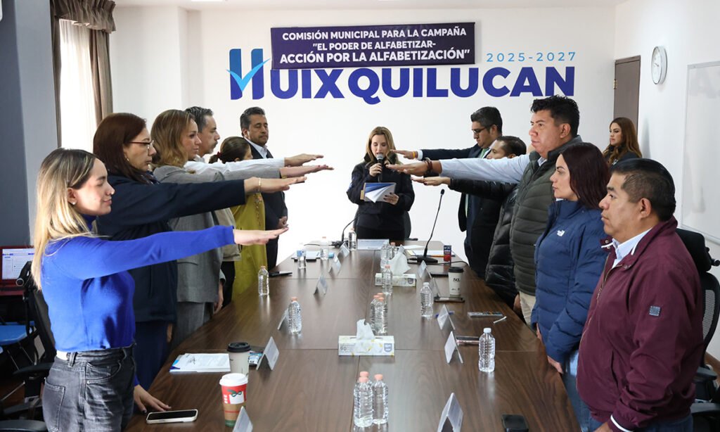 Huixquilucan refuerza educación con nueva comisión municipal