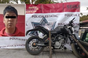 Operativo Argos frena huida de motociclista con reporte de robo en Toluca