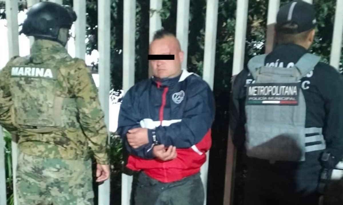 Atacó con machete a dos hombres y fue detenido por la policía de Ecatepec