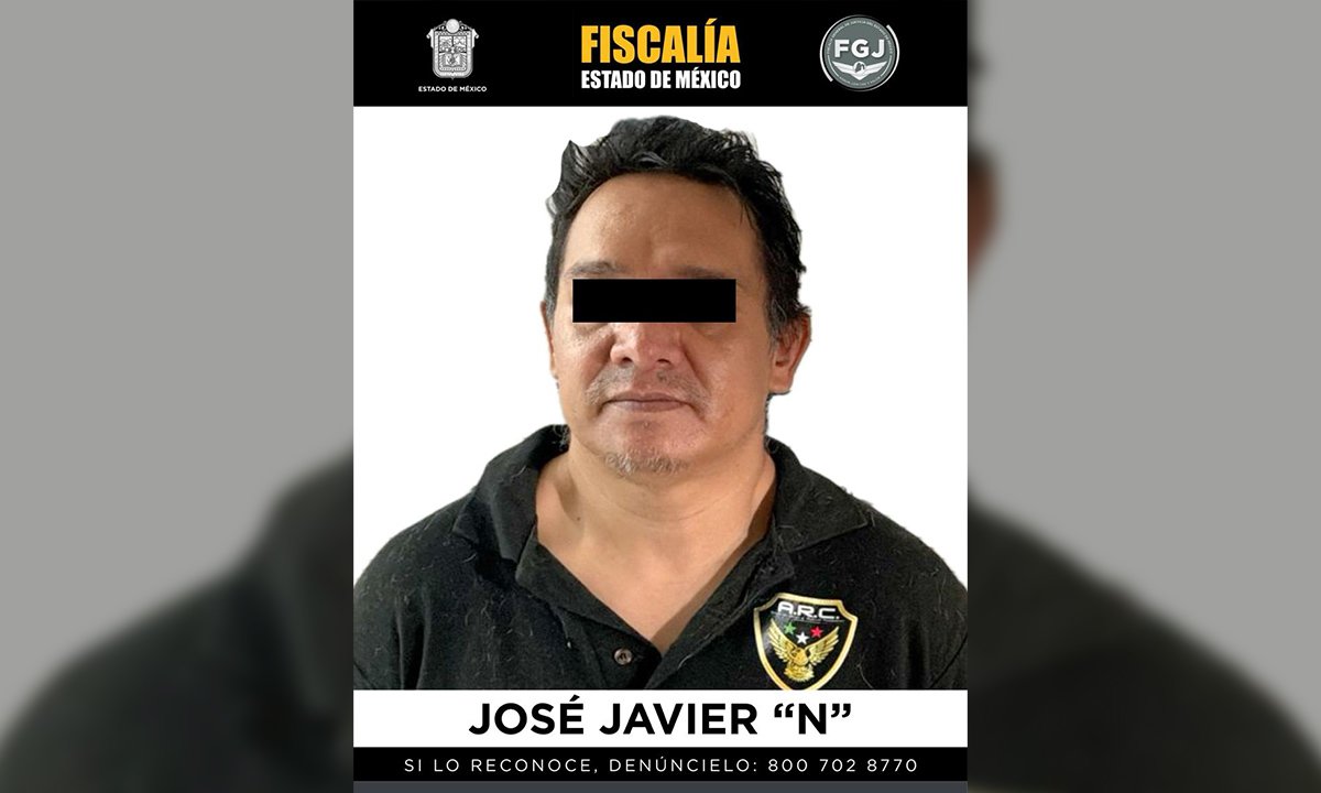 Cateo revela arsenal y uniformes falsos de policía en Cuautitlán Izcalli