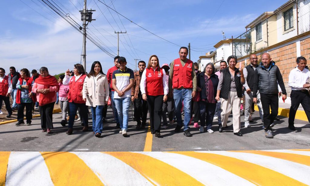 San Mateo Atenco repavimenta calle Ignacio Allende