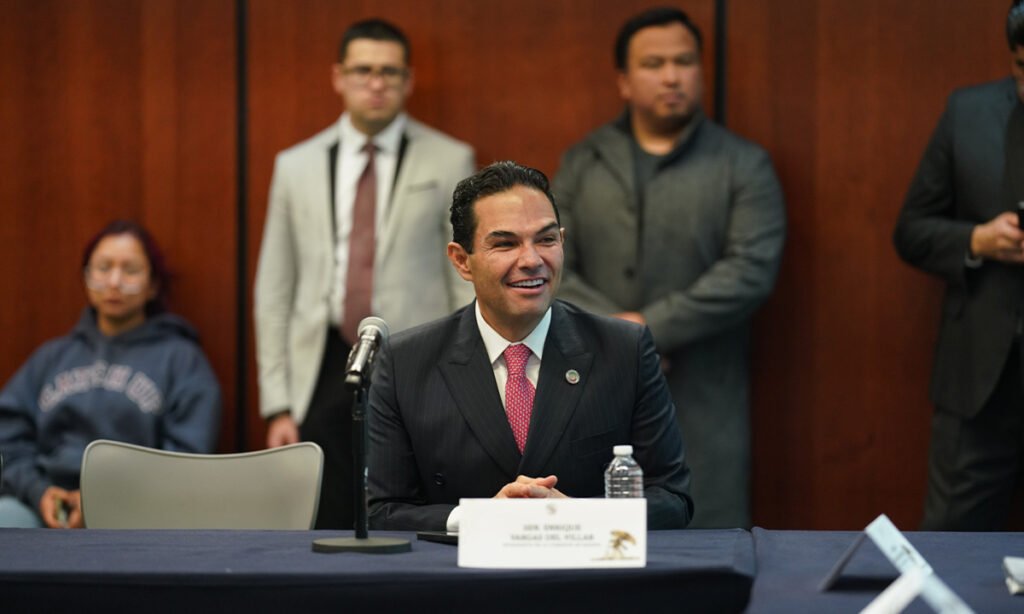 Senado aprueba reformas de Enrique Vargas sobre violencia en escuelas