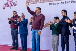 Arcotecho transforma escuela en San Pedro Totoltepec, en Toluca
