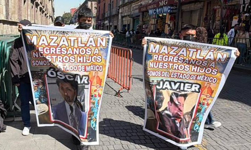 Protestan en CDMX por desaparición de turistas mexiquenses en Sinaloa