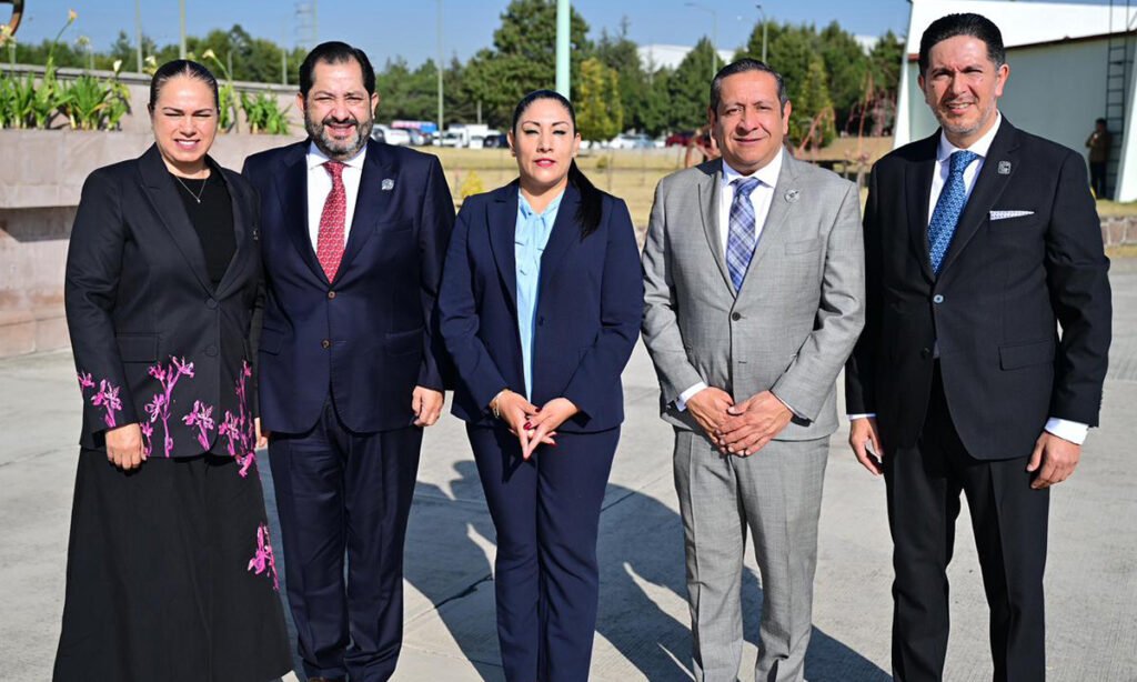 Congreso Edomex presente en ceremonia del Día del Ejército