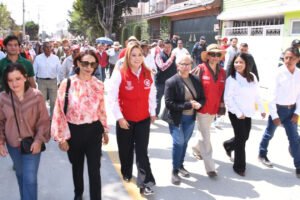 Avanzan obras de pavimentación en San Mateo AtencoAvanzan obras de pavimentación en San Mateo Atenco