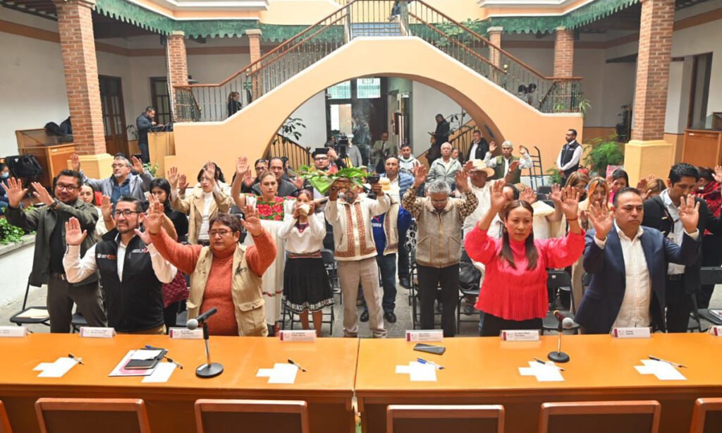 Encuentro indígena en Congreso Edomex fortalece gestión comunitaria