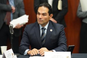 Enrique Vargas reconoce a PVEM y PT en rechazo a Reforma Electoral