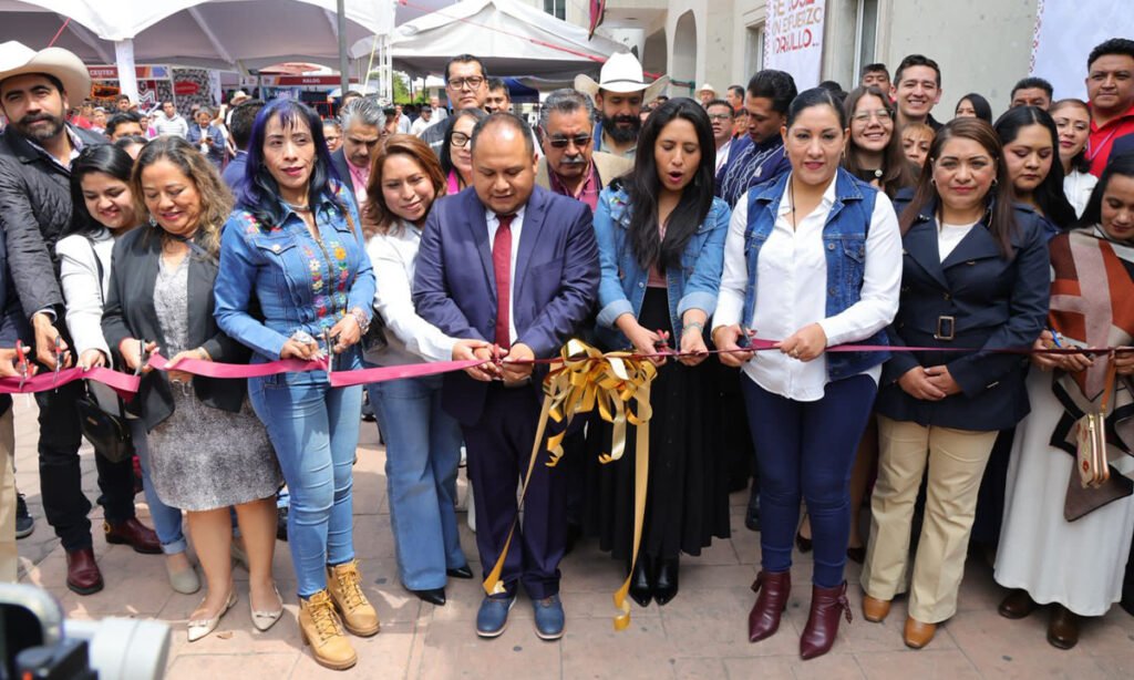 Martha Camacho inaugura Expo de la Costura y la Mezclilla 2026