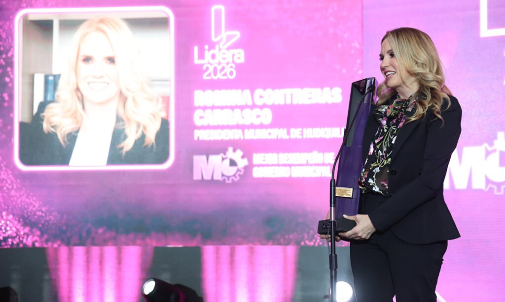 Premio Lidera reconoce a Romina Contreras por desempeño de gobierno