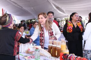 San Mateo Atenco inaugura festival artesanal