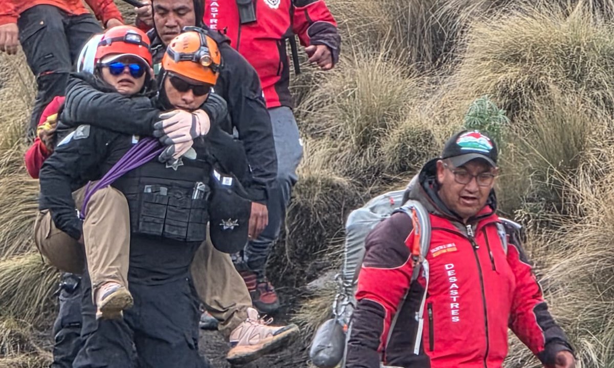 Rescatan a mujer lesionada en el Iztaccíhuatl