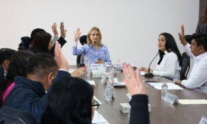 Cabildo Abierto atiende peticiones en Huixquilucan