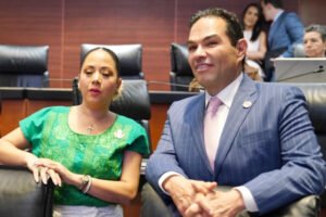 Enrique Vargas impulsa reformas para reconocer a las mascotas como seres sintientes