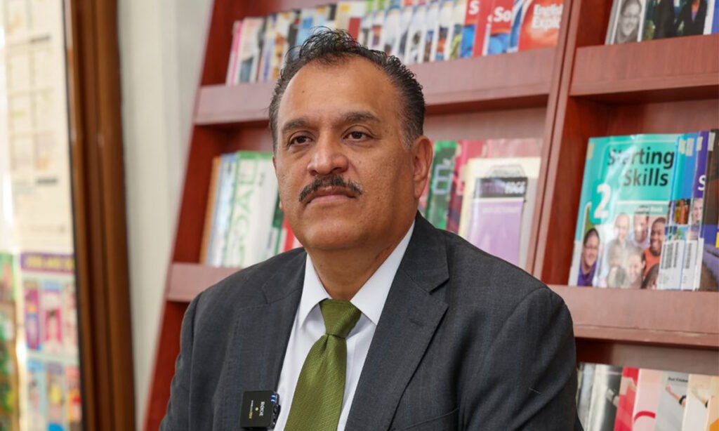 Estudiantes de la UAEMéx alfabetizan en Atlacomulco