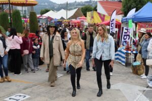 Huixquilucan celebra Día del Niño con Lagrimita y Costel