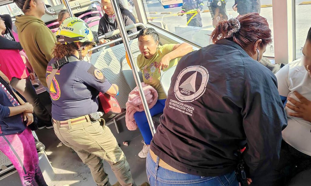 Incidente en Línea Trolebús Chalco-Santa Marta deja 20 personas atendidas
