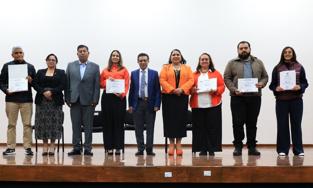 SMSEM capacita a docentes en atención de primer contacto