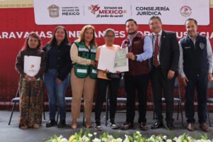 Trámites gratuitos en Ocoyoacac con Caravanas por la Justicia