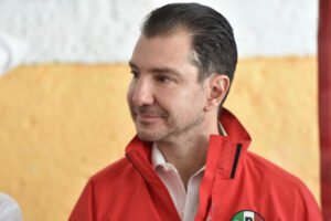 Vecinos del Edomex respaldan cobro por basura, propuesta del PRI