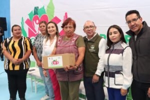 10 mil familias reciben apoyos alimentarios en Zinacantepec