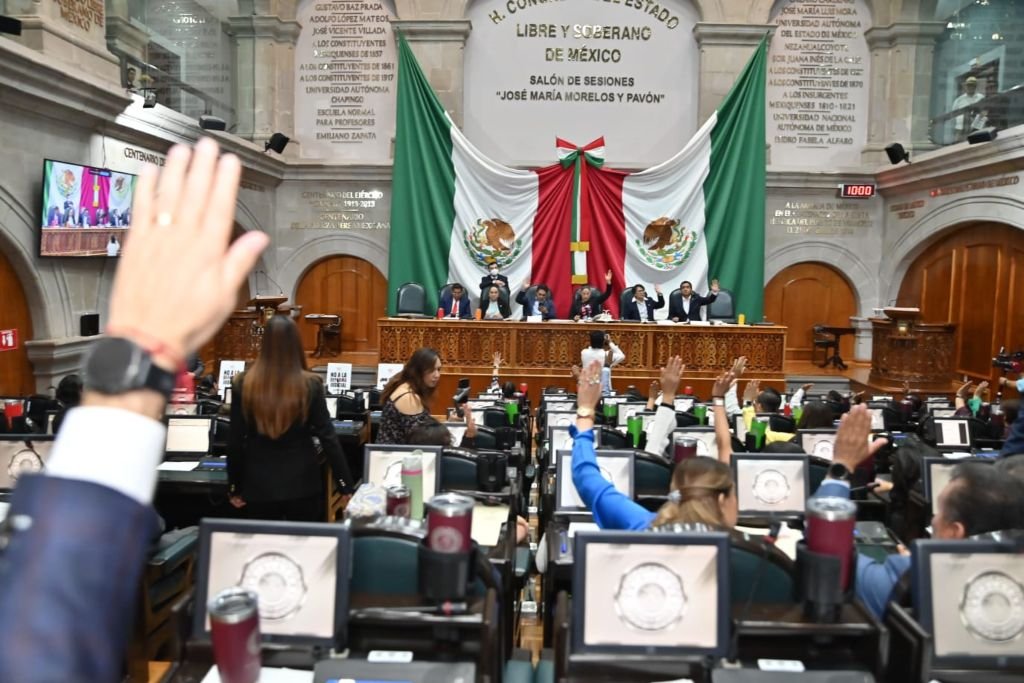 Morena reitera apoyo a la presidenta
