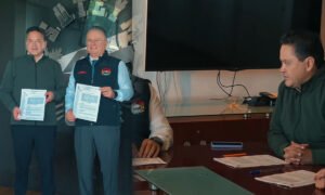 Alcalde de Calimaya firma convenio histórico con SUTEYM