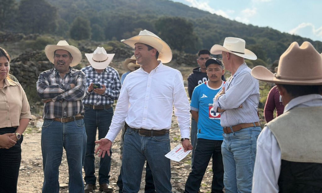 Alcalde de Jilotepec recorre comunidades con compromiso ciudadano