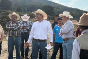Alcalde de Jilotepec recorre comunidades con compromiso ciudadano