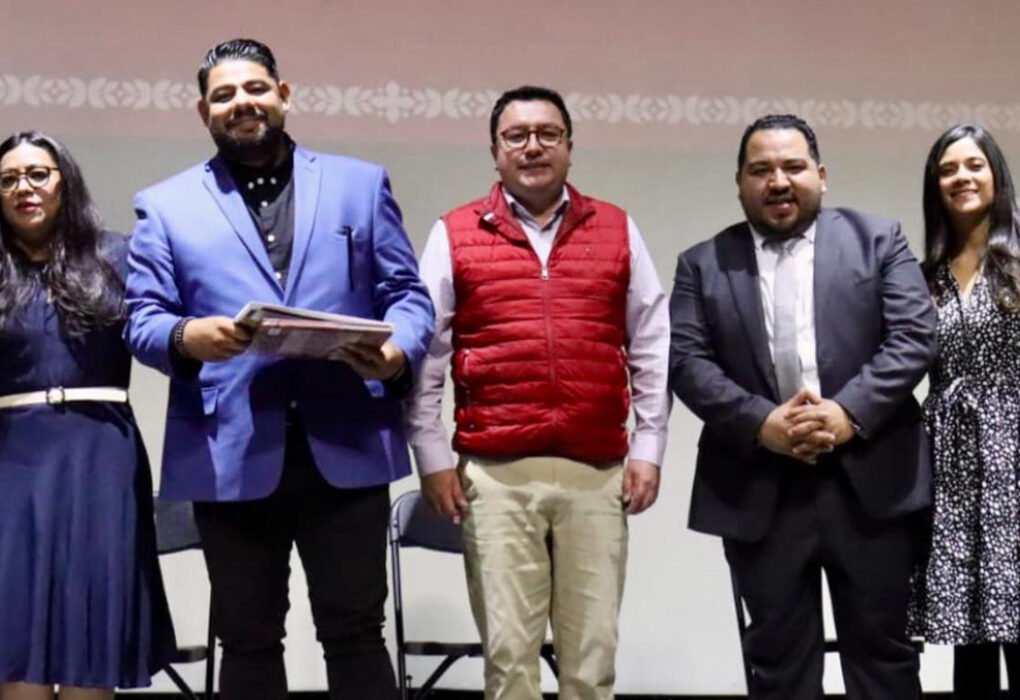Alcalde de Lerma reconoce a mujeres deportistas en 10mo Foro de Inclusión
