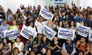 Bandera Blanca contra analfabetismo en Huixquilucan