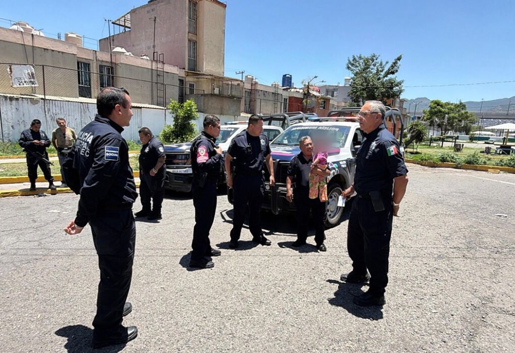 Bebé fue abandonado en taxi de aplicación en Ecatepec