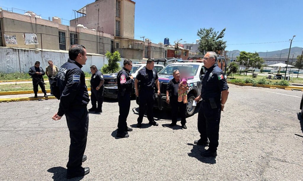 Bebé fue abandonado en taxi de aplicación en Ecatepec