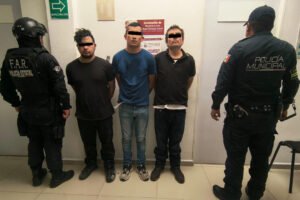 Detienen a tres hombres en Jilotepec tras persecución