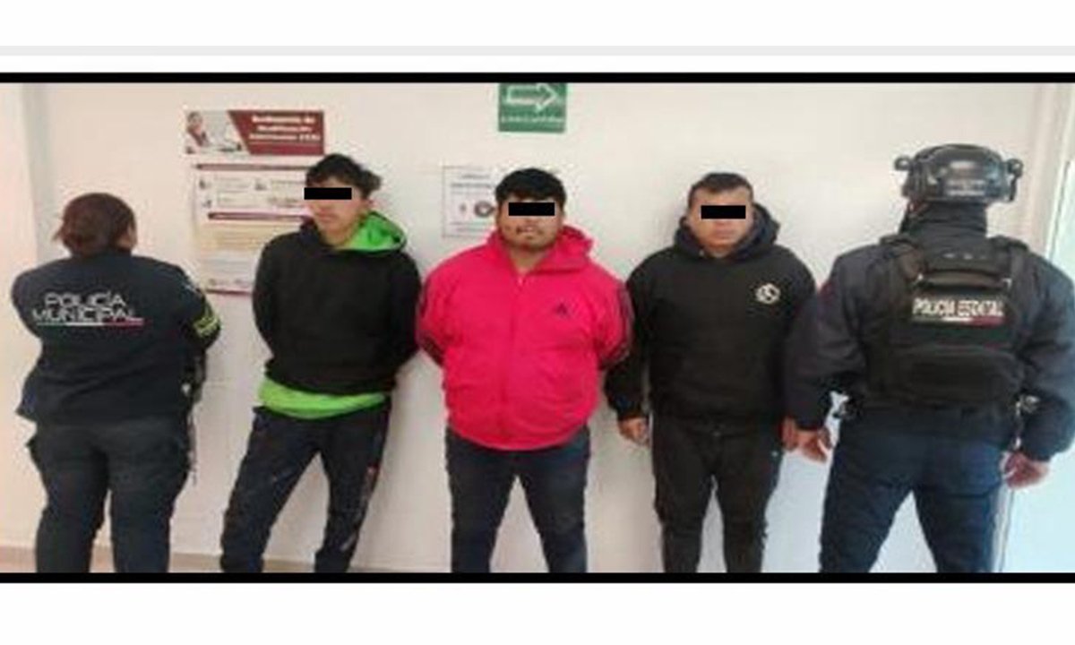 Detienen en Jilotepec a tres por intento de robo a joyería