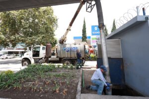 Preparan drenaje ante lluvias en Huixquilucan
