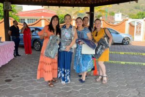Realiza SMSEM celebraciones del Día de la Mamá Maestra